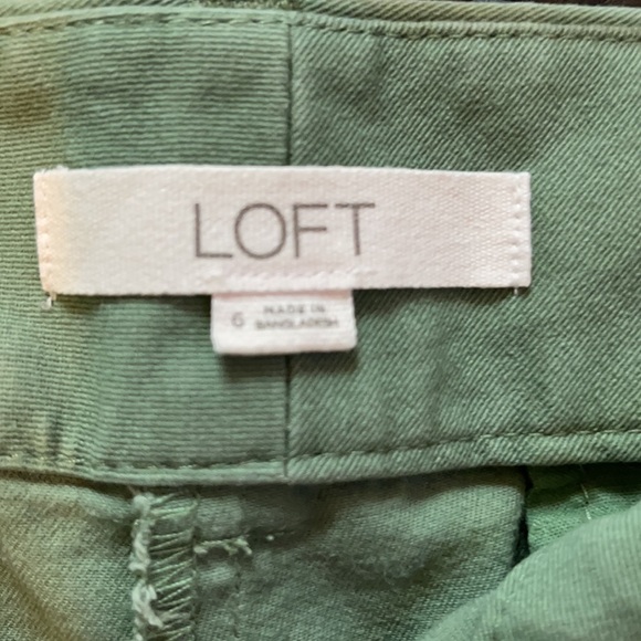 Loft green (army) size 6 shorts - Picture 3 of 4